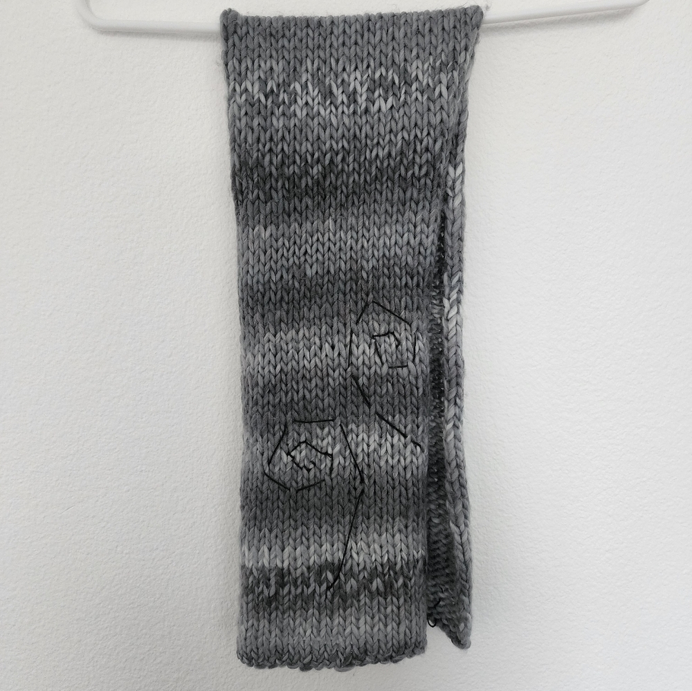 Handmade Embroidered Knit Gray Gradient Stripe Scarf